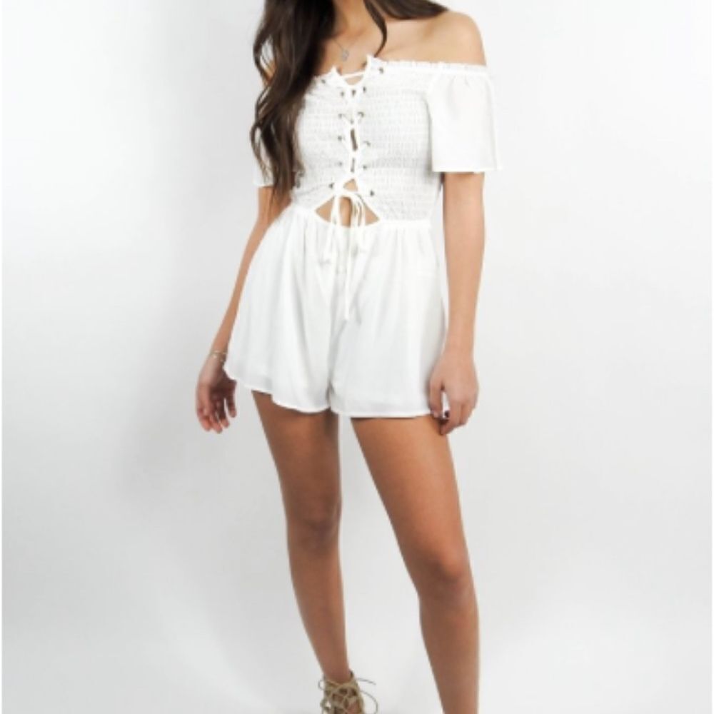 Malibu Getaway White Romper Size Large